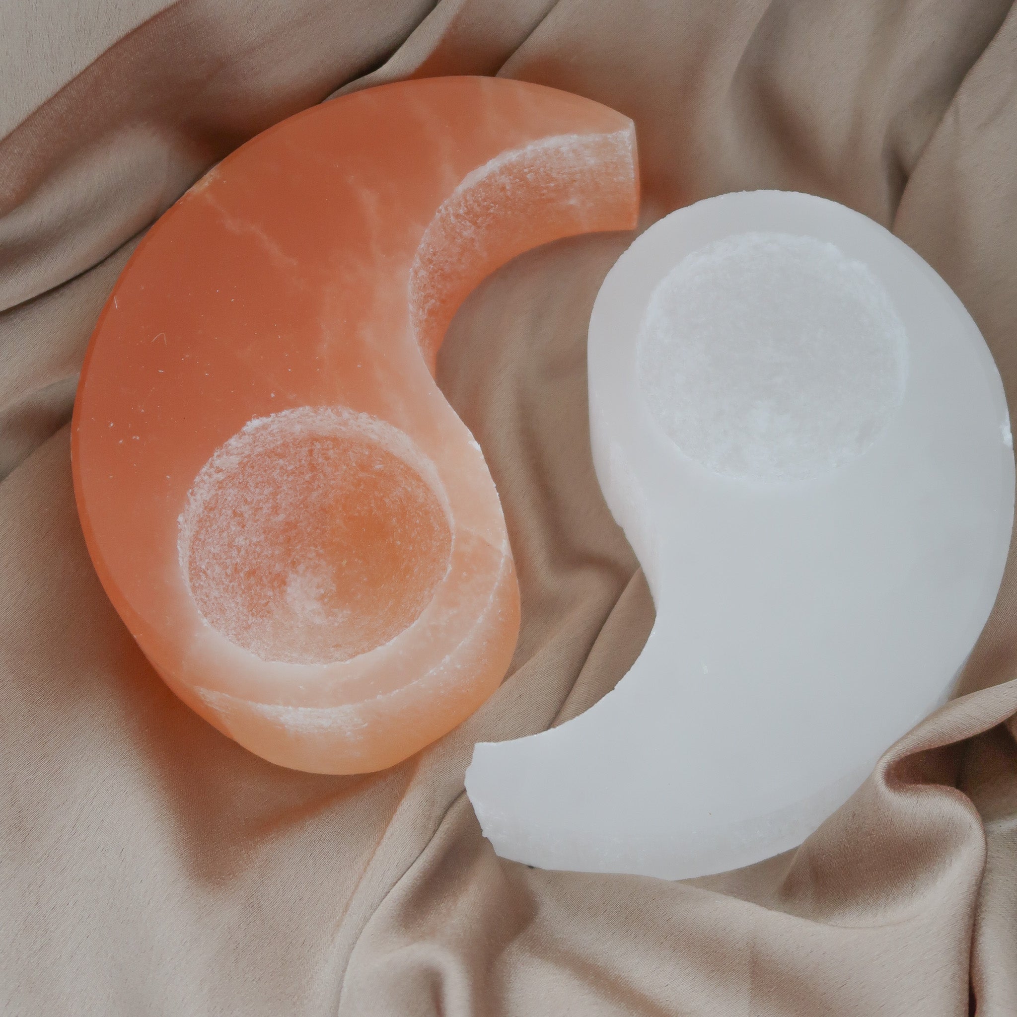 Selenite Tea Light Holder | Yin & Yang - DAMAGED - DISCOUNTED