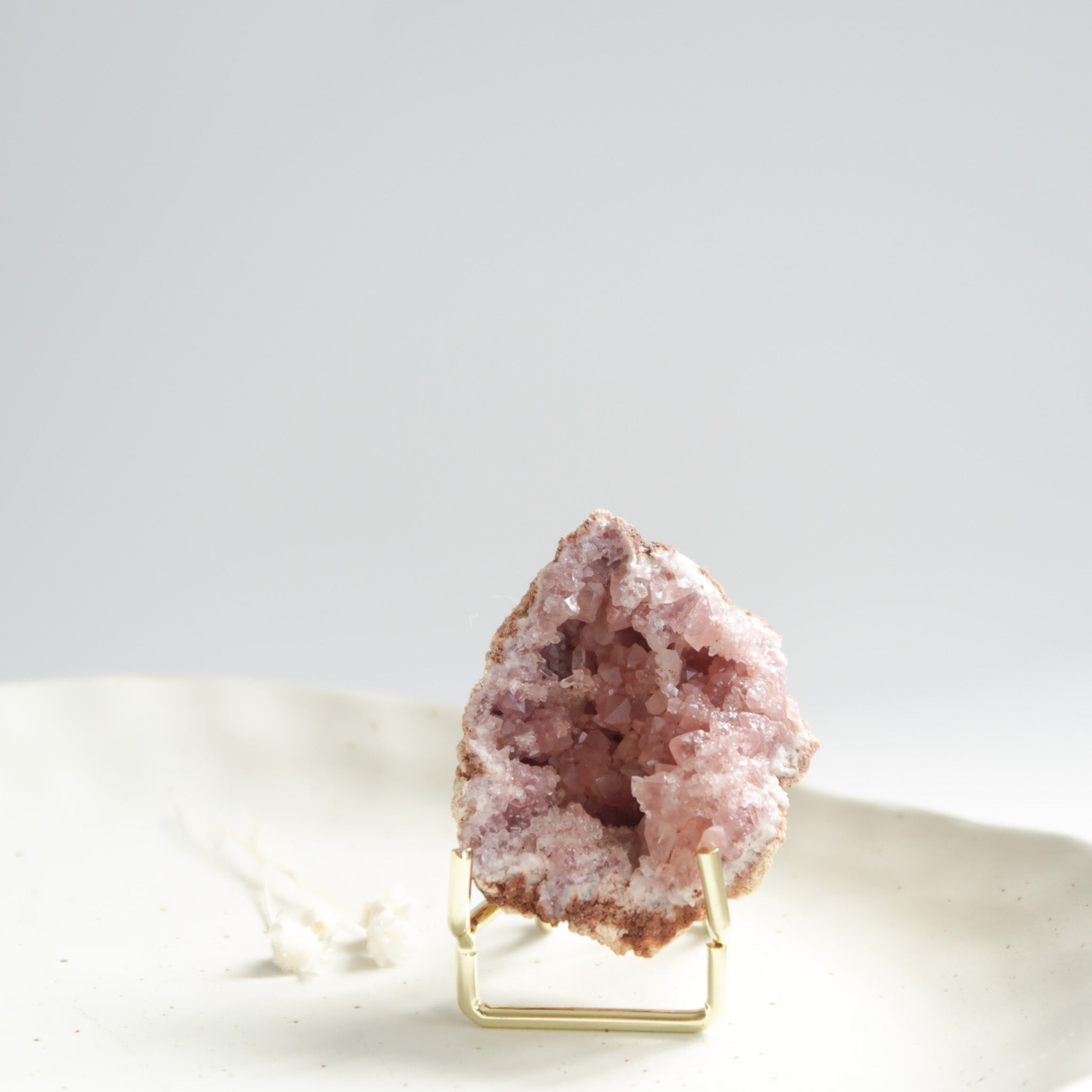 Gold Crystal Stand