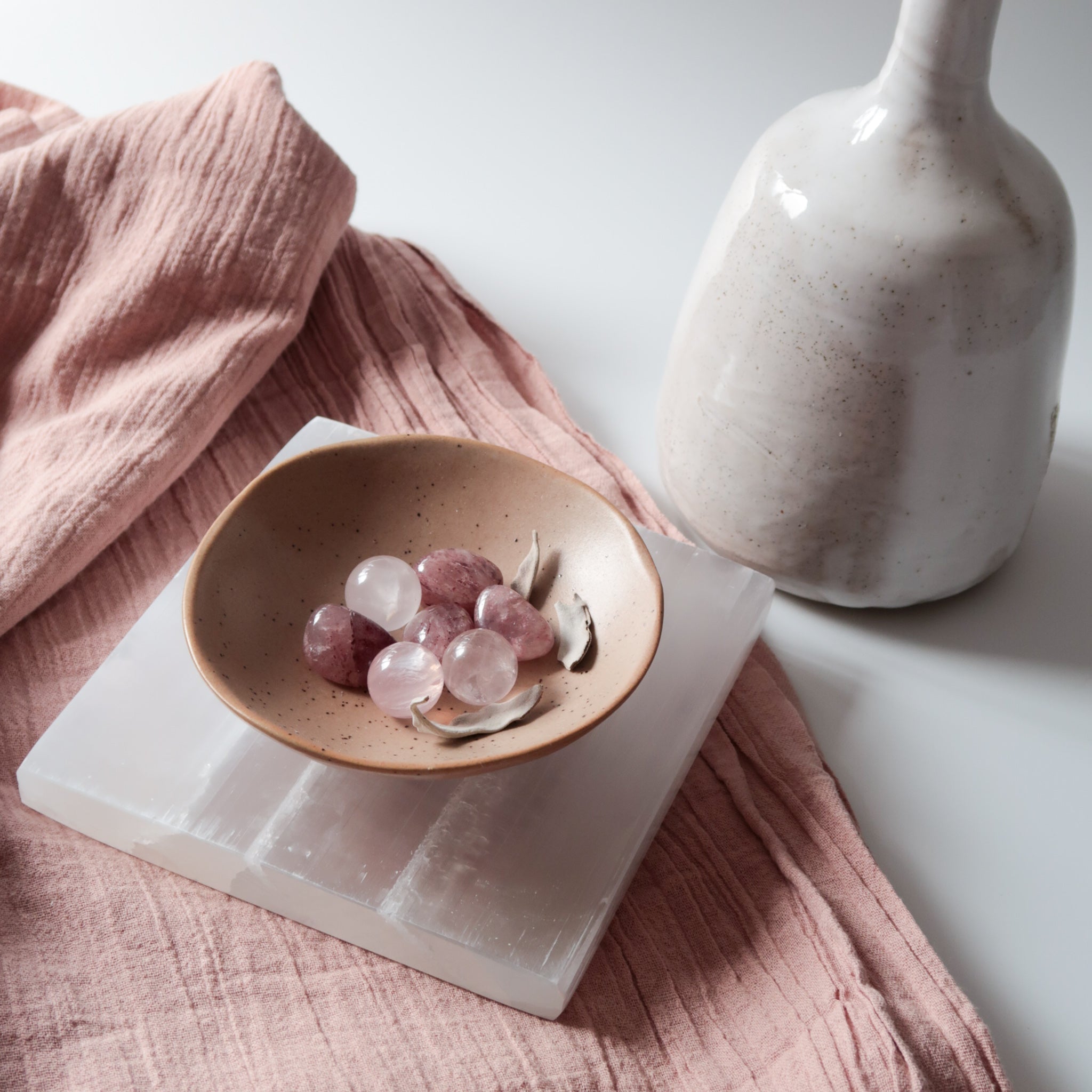 Selenite Charging Plate