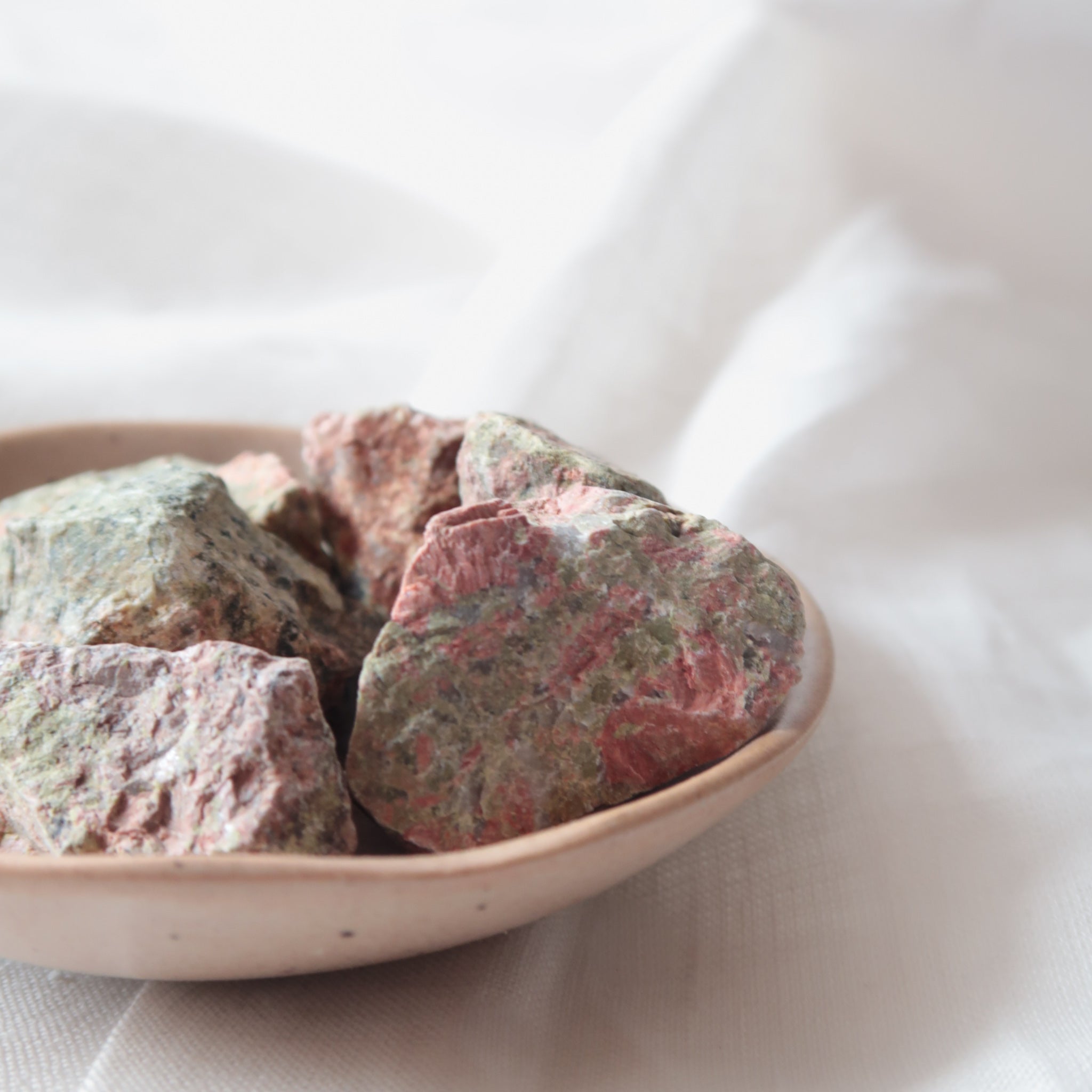 Raw Unakite piece.