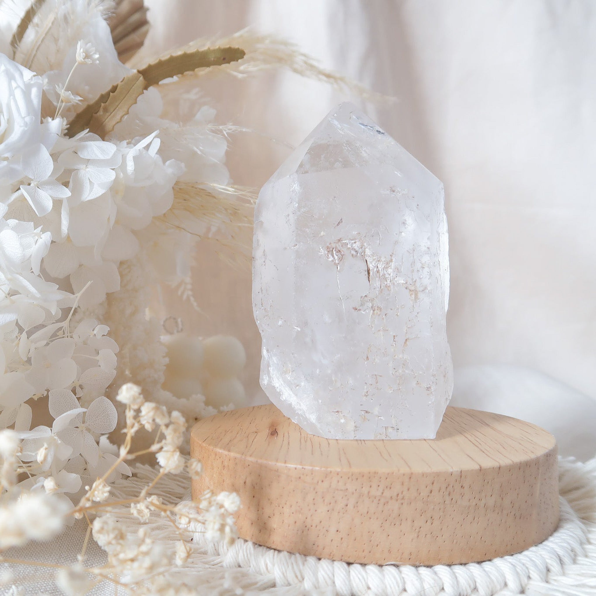 Small Wooden Circular Crystal Lamp Base with LED Lights