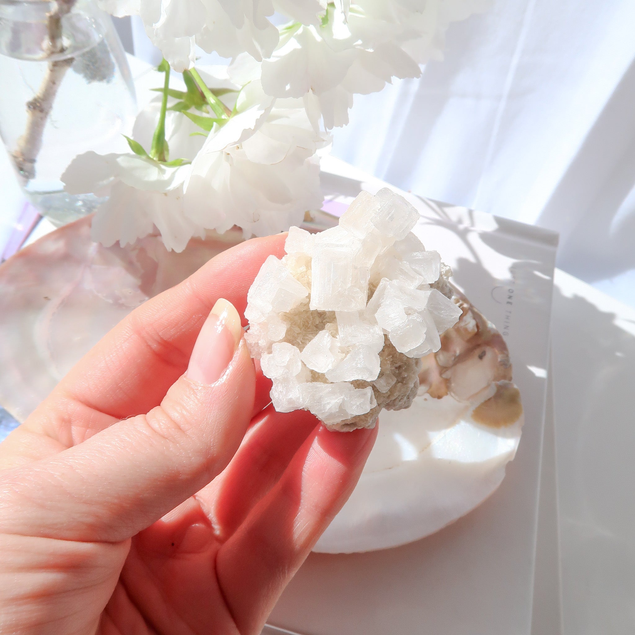 Halite Cluster | White